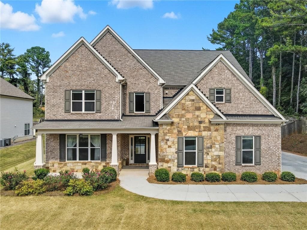 5 bedroom, 4 bathroom, 4,362 sq ft single family residence sold at 810 Eagle Crosssing Drive, Lawrenceville, GA 30044