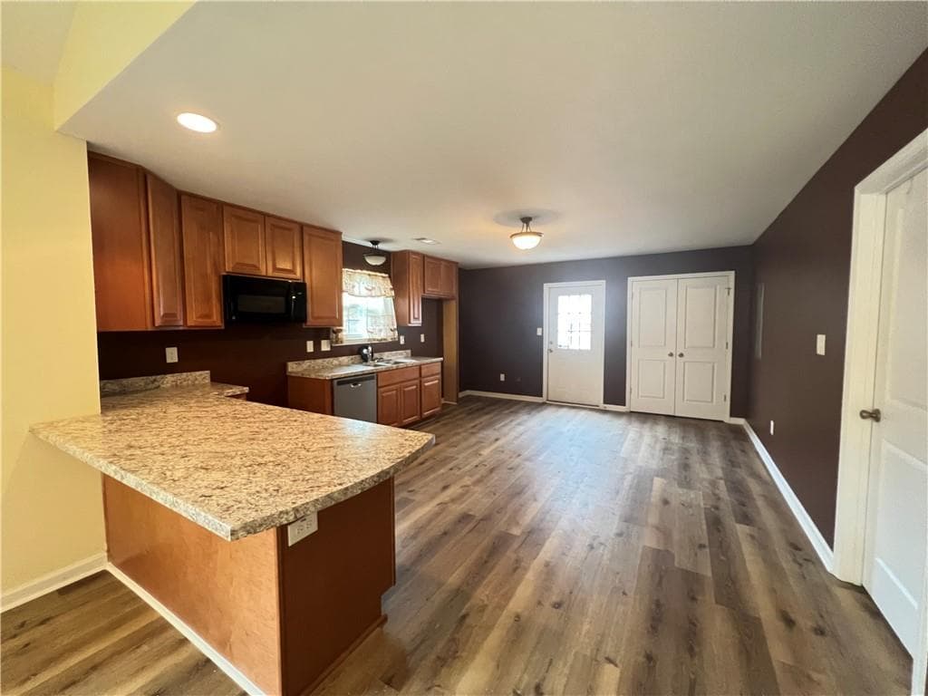 3 bedroom, 2 bathroom, 1,144 sq ft single family residence for sale at 1333 Nash Road, Atlanta, GA 30331 — photo 6