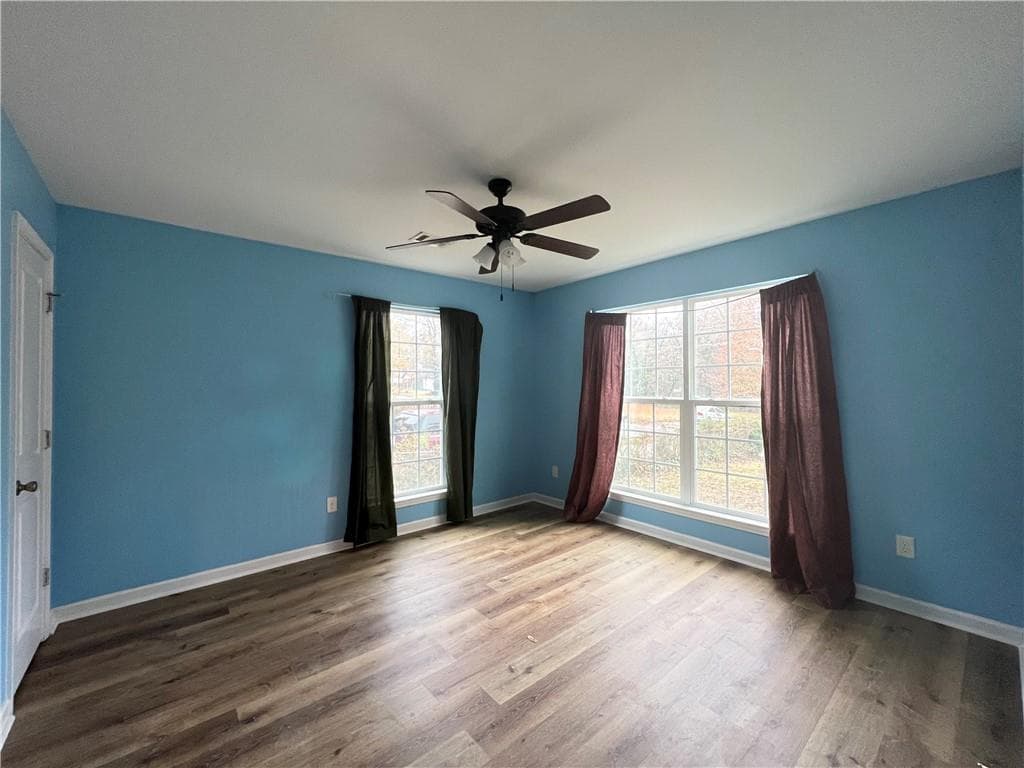 3 bedroom, 2 bathroom, 1,144 sq ft single family residence for sale at 1333 Nash Road, Atlanta, GA 30331 — photo 9