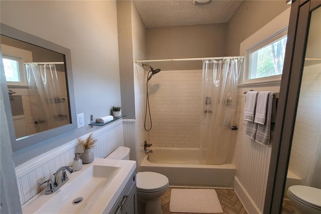 2 bedroom, 1 bathroom, 1,216 sq ft single family residence for sale at 1148 Hardee Street, Atlanta, GA 30307 — photo 9
