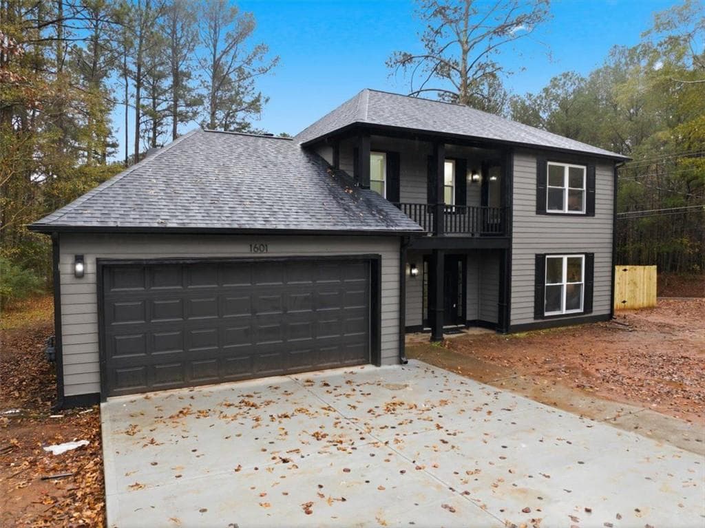 3 bedroom, 3 bathroom, 2,220 sq ft single family residence sold at 1601 CREEK Crossing, Conyers, GA 30094