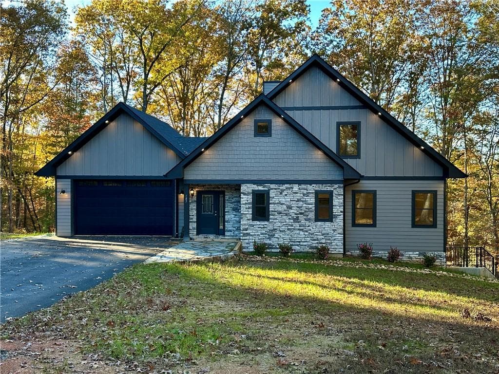 185 Country Road, Talking Rock, GA 30175 — most recent listing photo
