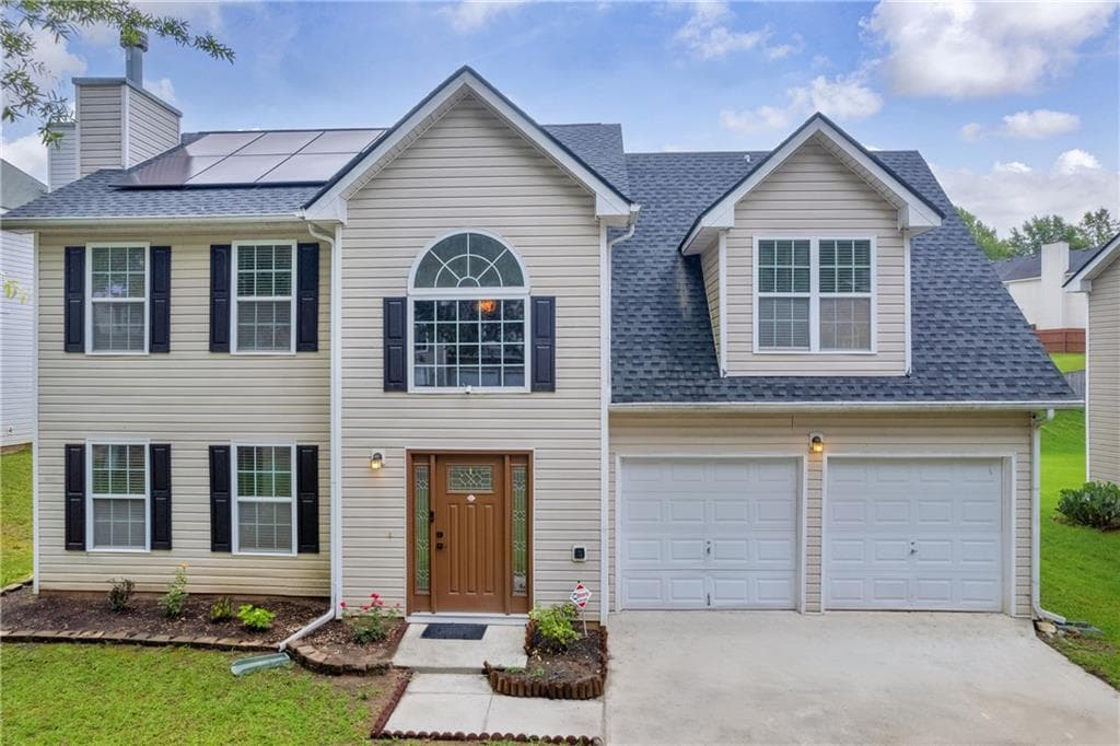 4092 Arabian Way, Snellville, GA 30039 — most recent listing photo