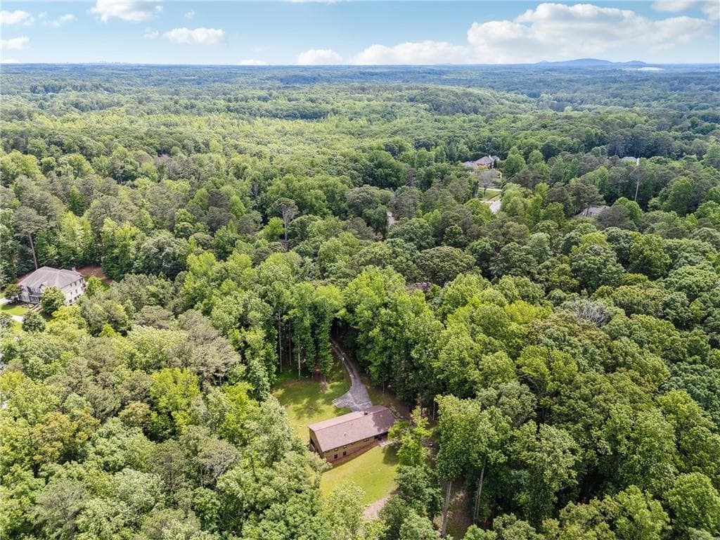3 bedroom, 2 bathroom, 1,344 sq ft single family residence under contract at 2270 Dinsmore Road, Alpharetta, GA 30004 — photo 4
