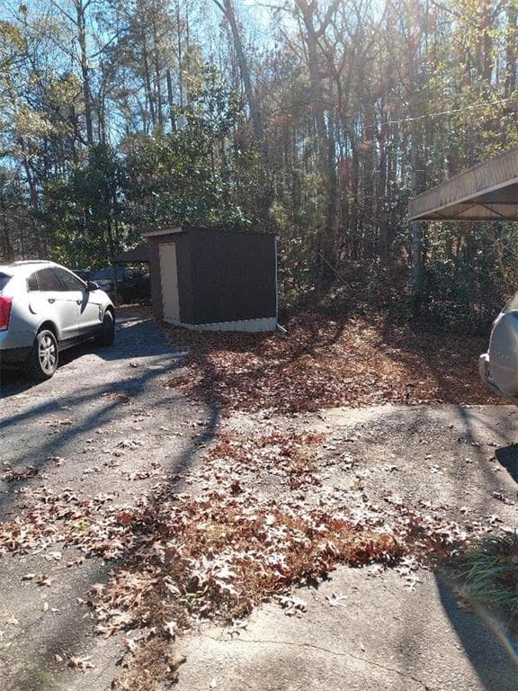 2 bedroom, 1 bathroom, 1,307 sq ft single family residence for sale at 3026 Marietta Highway, Canton, GA 30114 — photo 4