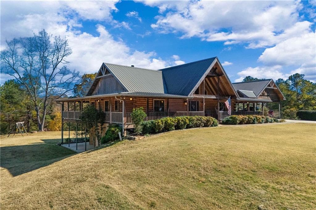 4 bedroom, 3 bathroom, 3,472 sq ft single family residence for sale at 1466 County Rd 59, Roanoke, AL 36274 — photo 2