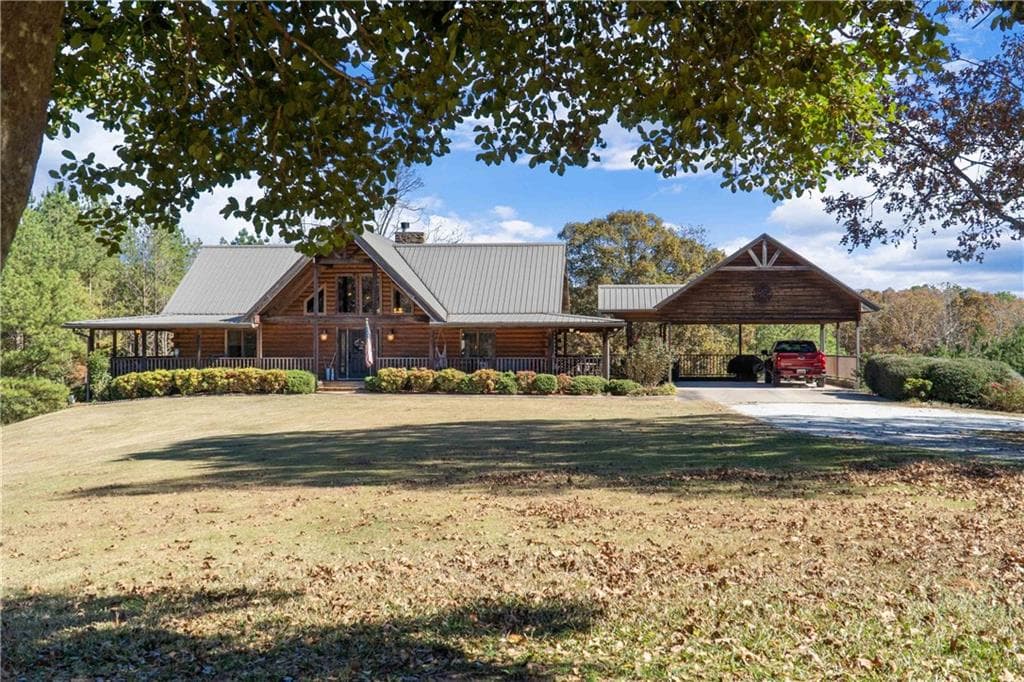 4 bedroom, 3 bathroom, 3,472 sq ft single family residence for sale at 1466 County Rd 59, Roanoke, AL 36274 — photo 3