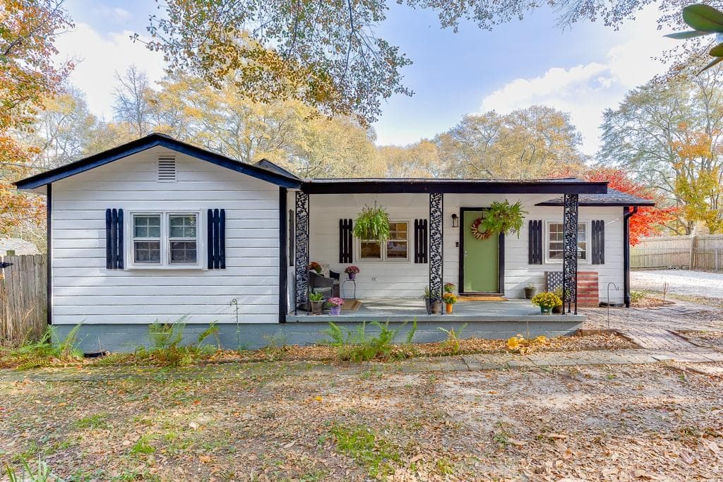 98 Circle Drive, Winder, GA 30680 — most recent listing photo