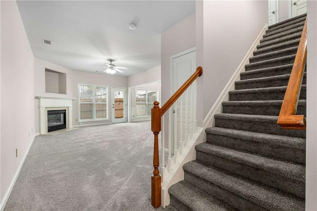 3 bedroom, 3 bathroom, 1,957 sq ft townhouse for sale at 315 Oakland Hills Way, Lawrenceville, GA 30044 — photo 4