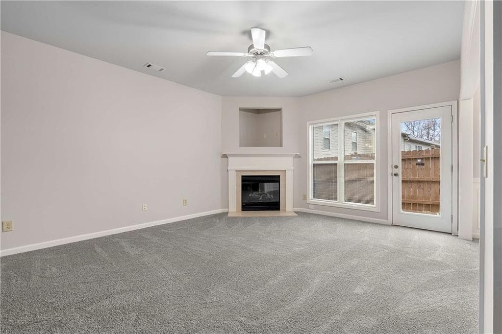 3 bedroom, 3 bathroom, 1,957 sq ft townhouse for sale at 315 Oakland Hills Way, Lawrenceville, GA 30044 — photo 6