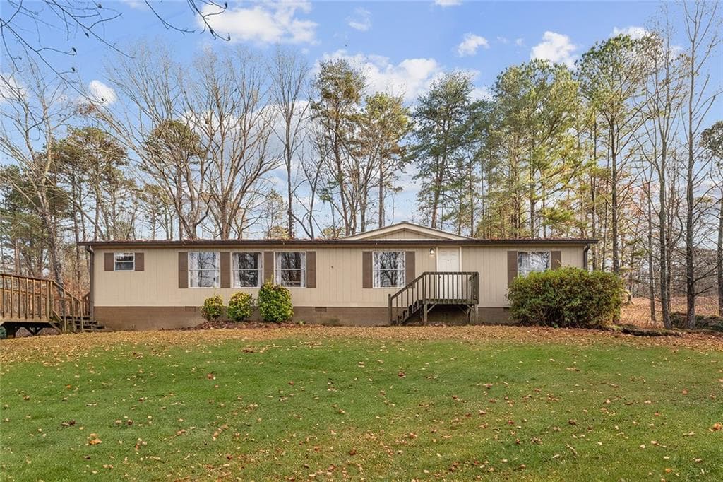 3 bedroom, 2 bathroom, 1,620 sq ft single family residence sold at 206 Ficklen Drive, Canton, GA 30114