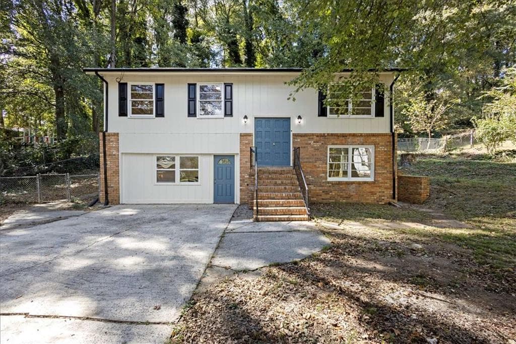 5645 Hammond Drive