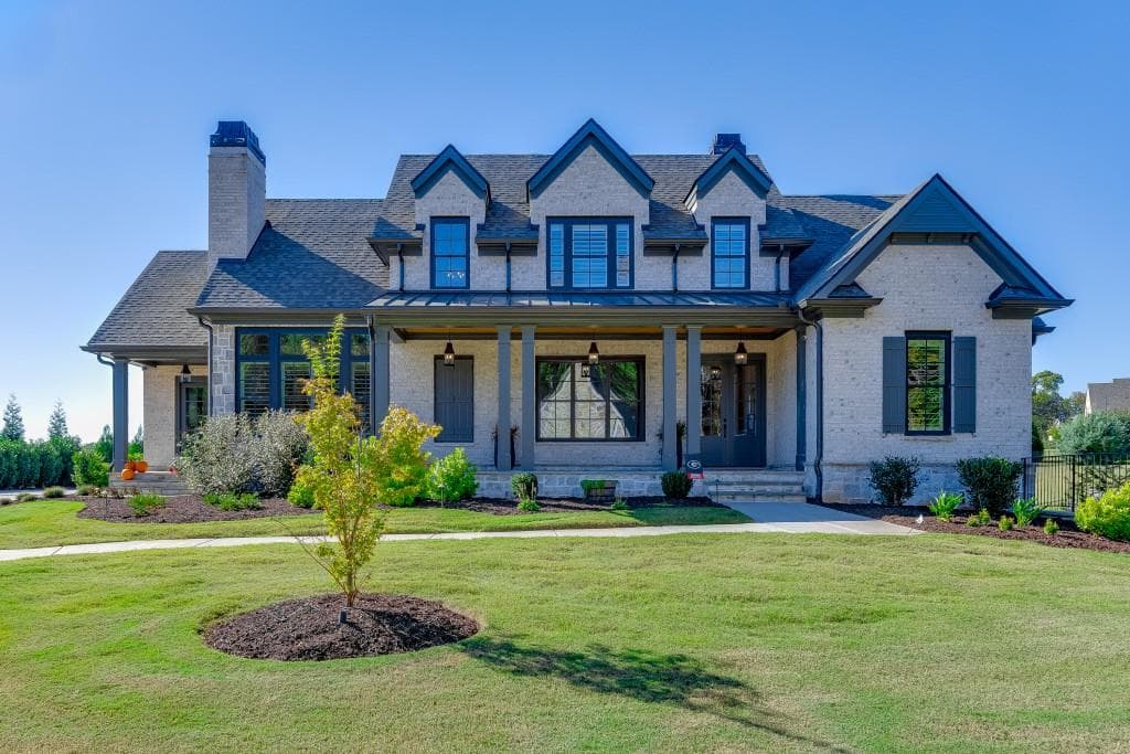 5377 Retreat Drive, Flowery Branch, GA 30542 — most recent listing photo