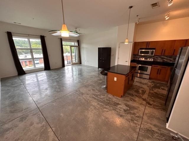 1 bedroom, 2 bathroom condominium for rent at 560 Dutch Valley Road 2413, Atlanta, GA 30324 for $1,975 a month — photo 8