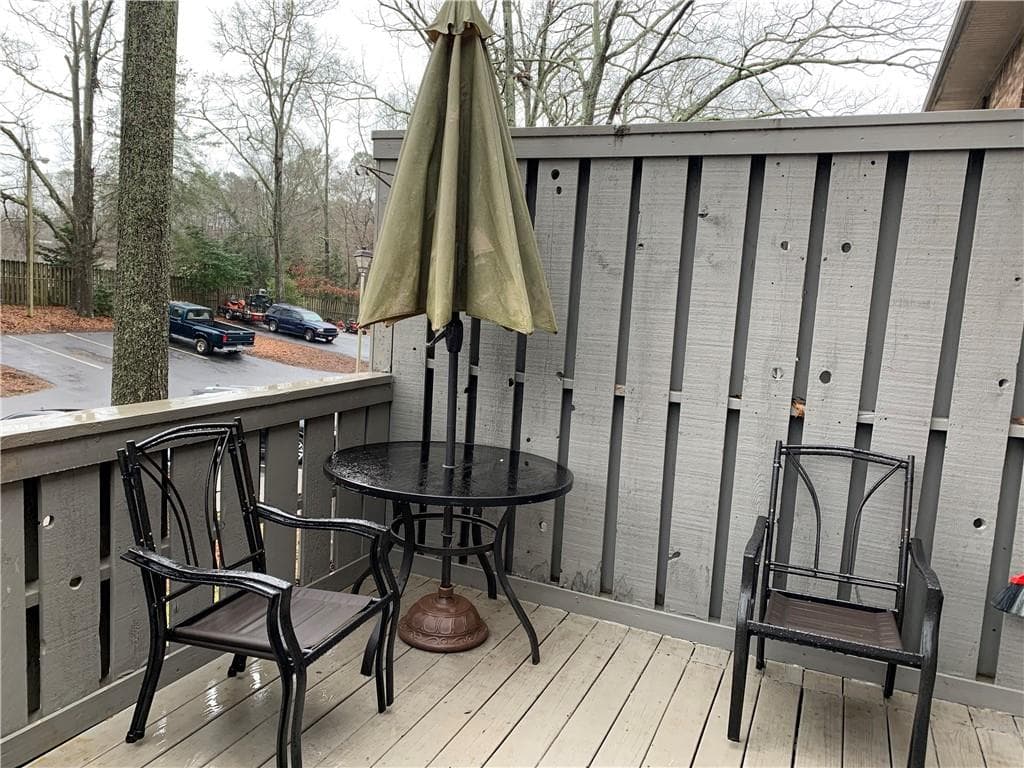 3 bedroom, 2 bathroom, 1,280 sq ft condominium for rent at 1235 Riverside Drive H1, Gainesville, GA 30501 for $1,650 a month — photo 4