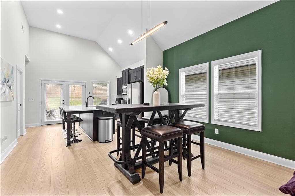 3 bedroom, 2 bathroom, 1,221 sq ft single family residence for rent at 624 Robert Street, Atlanta, GA 30318 for $2,400 a month — photo 8