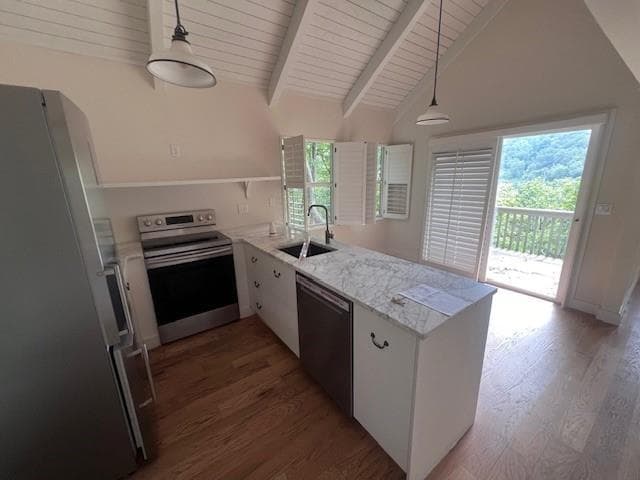 2 bedroom, 2 bathroom, 1,807 sq ft single family residence under contract at 1770 Valley View Drive, Jasper, GA 30143 — photo 2
