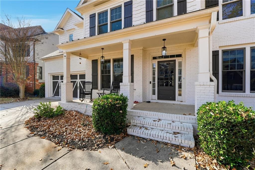 5 bedroom, 5 bathroom, 4,230 sq ft single family residence under contract at 3330 Spencer Street, Cumming, GA 30041 — photo 3