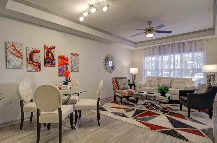 2 bedroom, 2 bathroom, 1,181 sq ft apartment for rent at 1970 Peachford Road 1129, Dunwoody, GA 30338 for $2,105 a month — photo 2