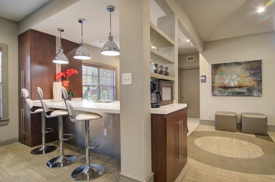 2 bedroom, 2 bathroom, 1,181 sq ft apartment for rent at 1970 Peachford Road 1129, Dunwoody, GA 30338 for $2,105 a month — photo 4