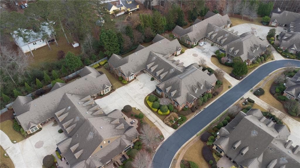 3 bedroom, 2 bathroom, 2,510 sq ft condominium for sale at 2516 Ballantrae Circle, Cumming, GA 30041 — photo 4