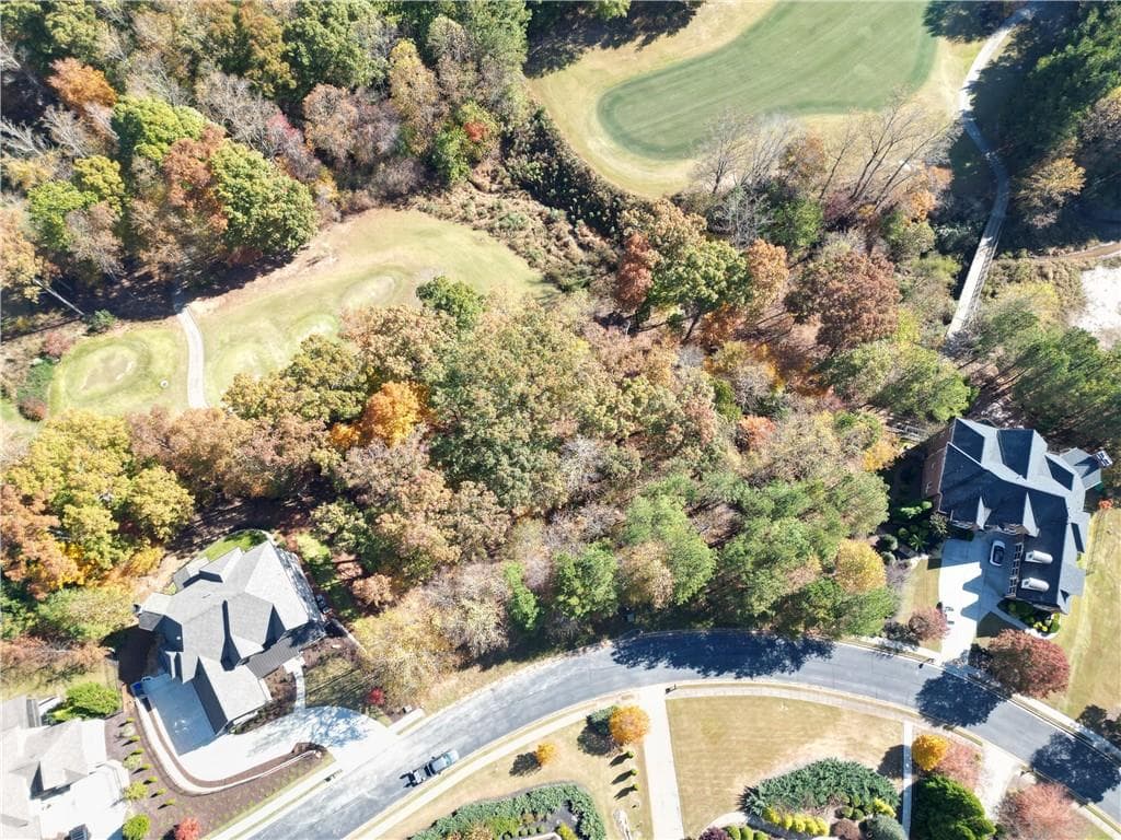 5 bedroom, 6 bathroom, 5,010 sq ft single family residence for sale at 600 Grimsby Court, Suwanee, GA 30024 — photo 10