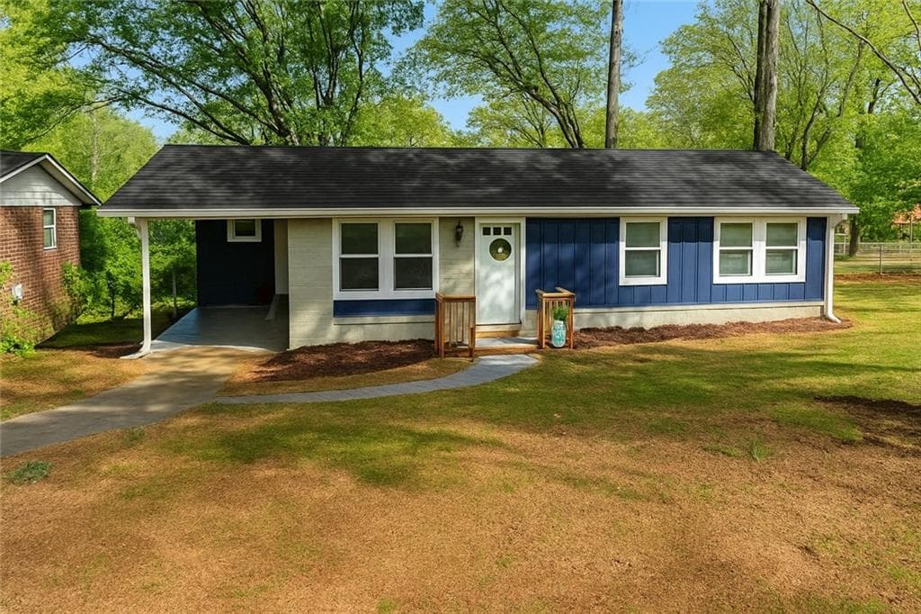 3 bedroom, 2 bathroom, 1,000 sq ft single family residence sold at 3242 Browns Mill Road, Atlanta, GA 30354