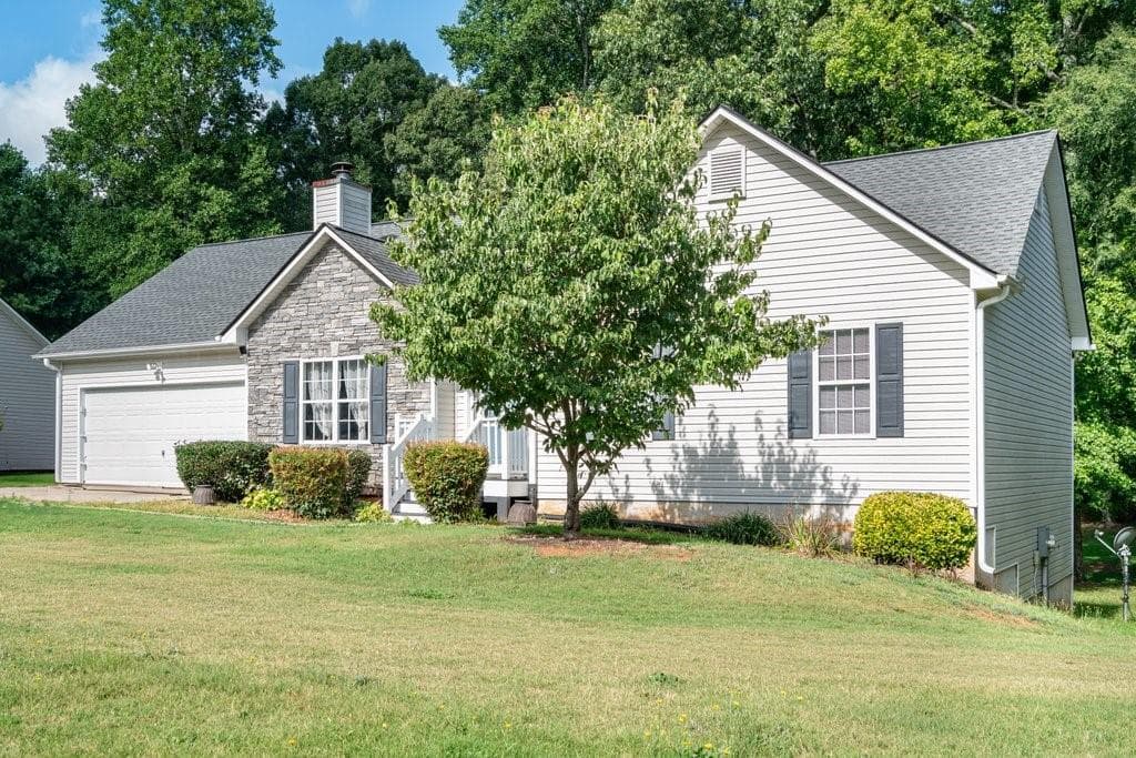 1795 Hampton Pass, Douglasville, GA 30134 — most recent listing photo