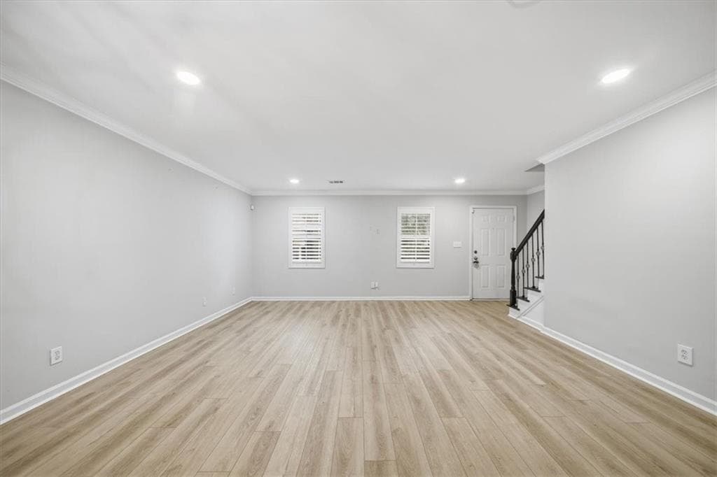 3 bedroom, 3 bathroom, 1,600 sq ft condominium for sale at 115 Winding River Drive B, Atlanta, GA 30350 — photo 8