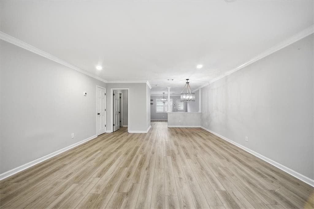 3 bedroom, 3 bathroom, 1,600 sq ft condominium for sale at 115 Winding River Drive B, Atlanta, GA 30350 — photo 9