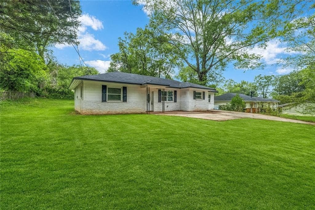 305 S 18th Street, Griffin, GA 30224 — most recent listing photo