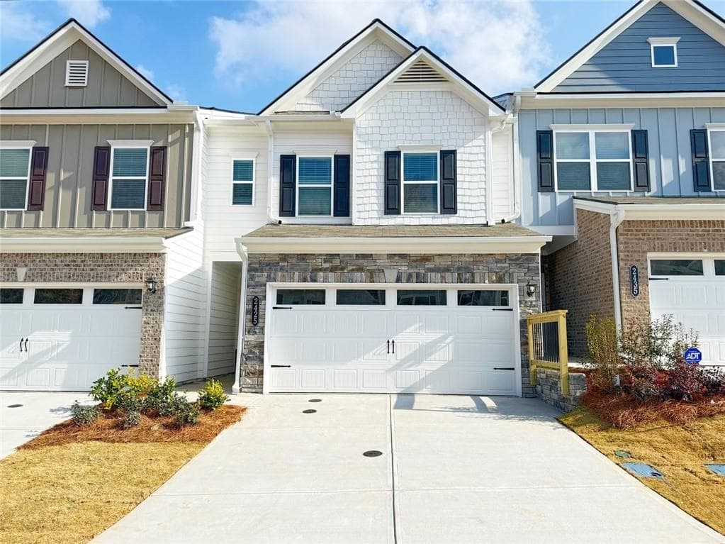 2425 Ravencliff Drive 88, Austell, GA 30168 — most recent listing photo
