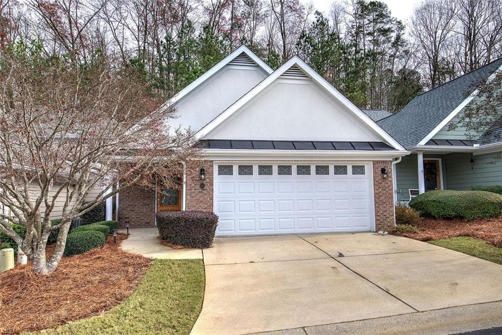 3 bedroom, 2 bathroom, 1,626 sq ft single family residence sold at 245 Villa Creek Parkway, Canton, GA 30114