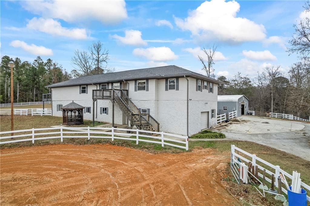 4 bedroom, 4 bathroom, 4,137 sq ft single family residence under contract at 2150 Smyrna Ridge Court, Conyers, GA 30094 — photo 10