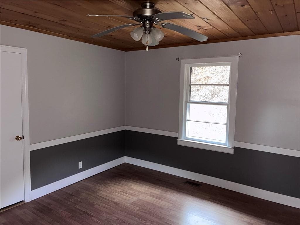 3 bedroom, 1 bathroom, 1,164 sq ft single family residence under contract at 6 Logan Way, Ellijay, GA 30540 — photo 7