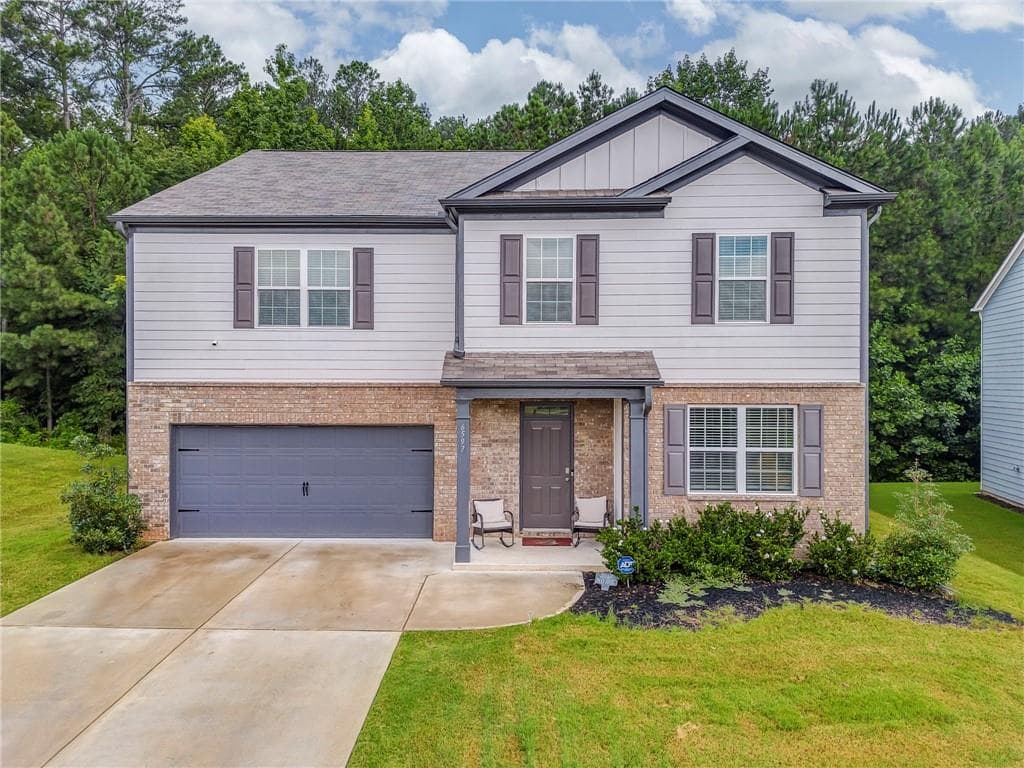 6597 Bluffview Drive, Douglasville, GA 30134 — most recent listing photo