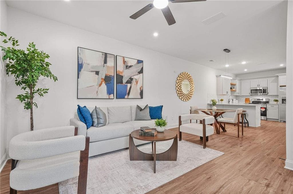 3 bedroom, 3 bathroom, 1,376 sq ft single family residence sold at 2468 Bellview Avenue, Atlanta, GA 30318