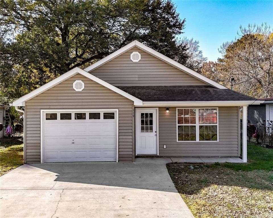119 Telfair Street, Calhoun, GA 30701 — most recent listing photo