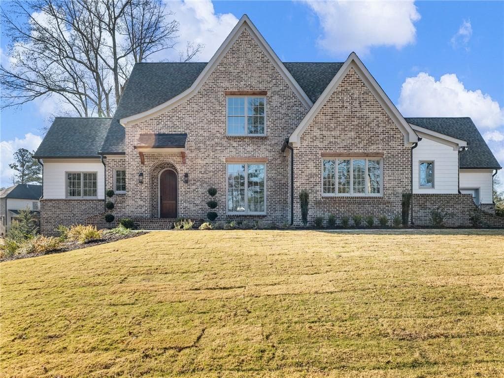5450 N RICHLAND CREEK Street, Buford, GA 30518 — most recent listing photo