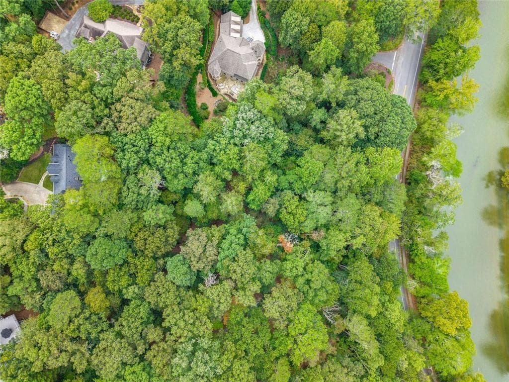 415 Cliffcove Court, Roswell, GA 30076 — most recent listing photo