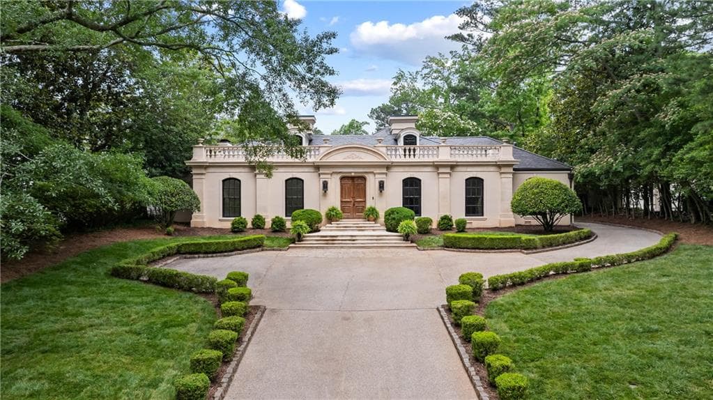 4 bedroom, 4 bathroom, 6,115 sq ft single family residence sold at 3212 Arden Road, Atlanta, GA 30305