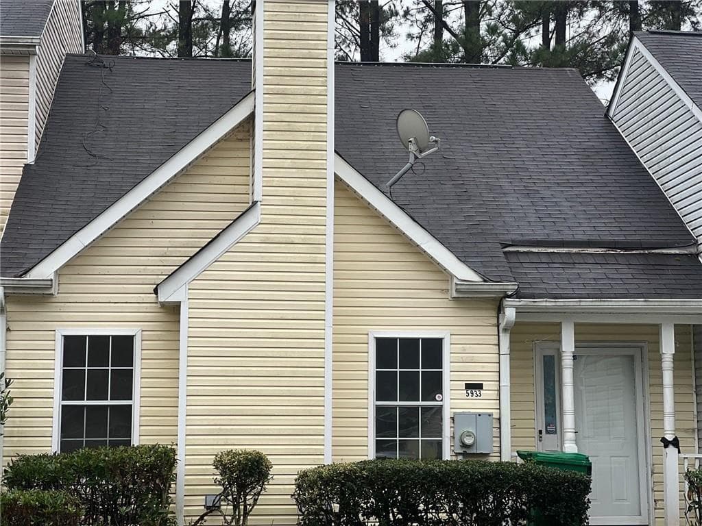 5933 Trent Walk Drive, Lithonia, GA 30038 — most recent listing photo