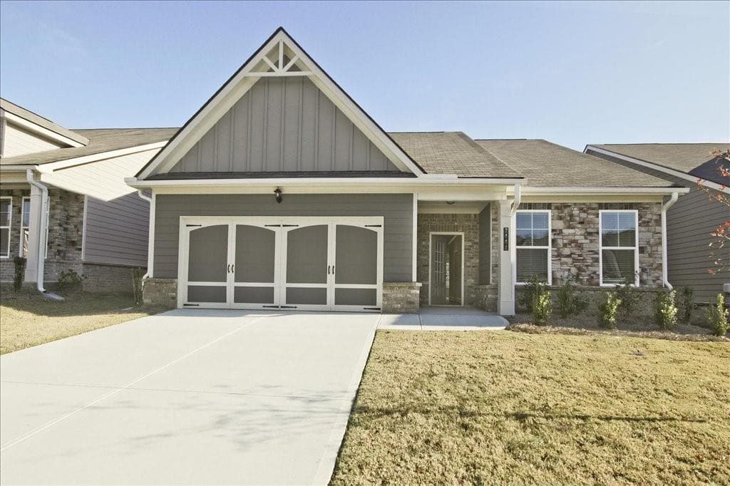 3 bedroom, 2 bathroom, 2,045 sq ft single family residence sold at 2444 Anhinga Drive, Loganville, GA 30052