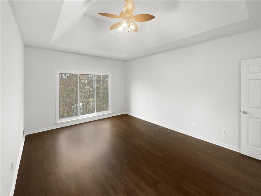 4 bedroom, 4 bathroom, 3,706 sq ft single family residence for sale at 2669 Glenrose Hill, Atlanta, GA 30341 — photo 9