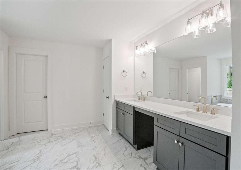 2432 Whites Ridge, Decatur, GA 30034 — most recent listing photo