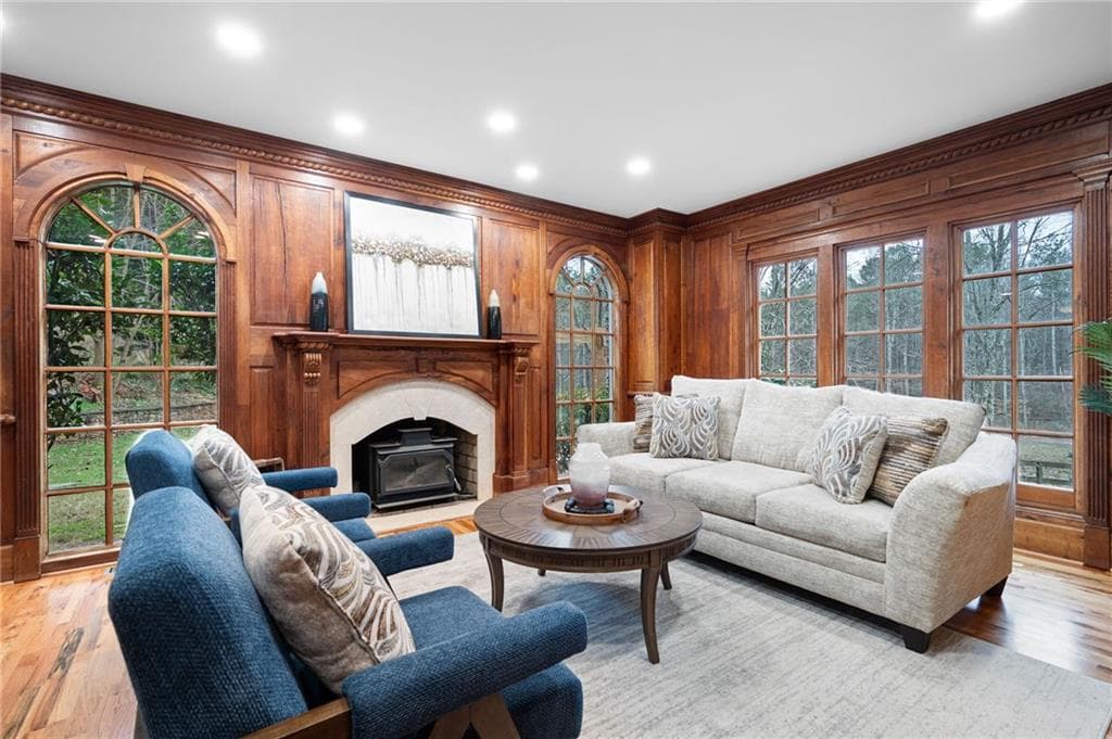 5 bedroom, 6 bathroom, 6,529 sq ft single family residence for sale at 355 Clark Creek Pass, Acworth, GA 30102 — photo 8