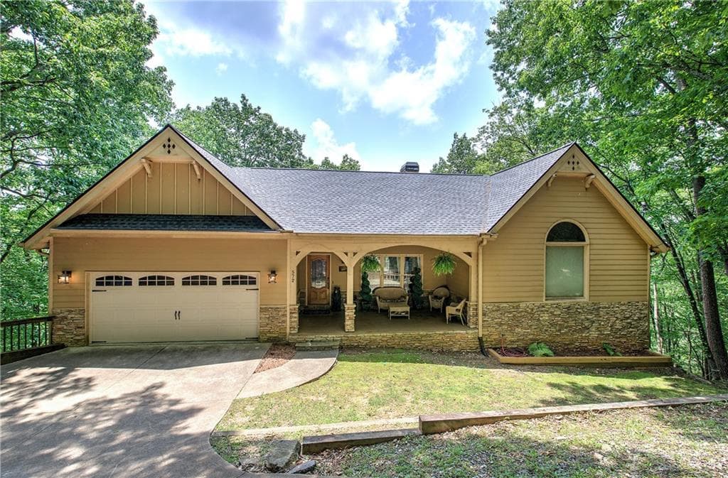 3 bedroom, 4 bathroom, 3,270 sq ft single family residence for sale at 572 Cutthroat Ridge, Jasper, GA 30143