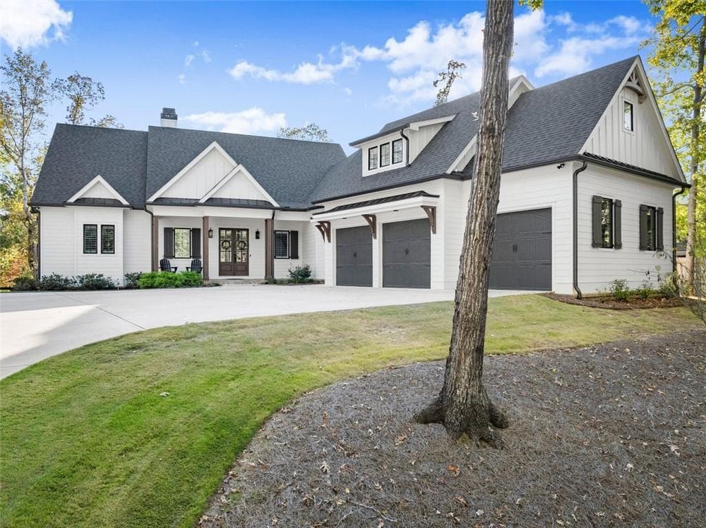 4 bedroom, 5 bathroom, 5,270 sq ft single family residence sold at 3116 Winding Lake Court, Gainesville, GA 30504