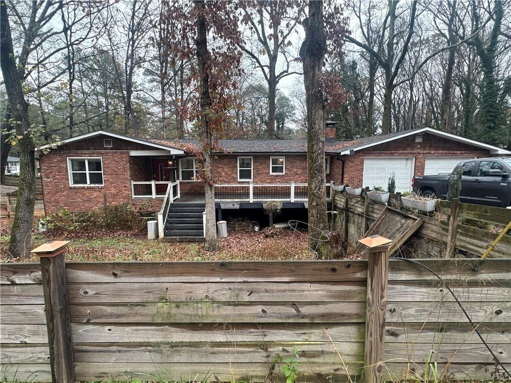 3 bedroom, 3 bathroom, 1,575 sq ft single family residence for sale at 3010 Waters Road, Atlanta, GA 30354 — photo 2