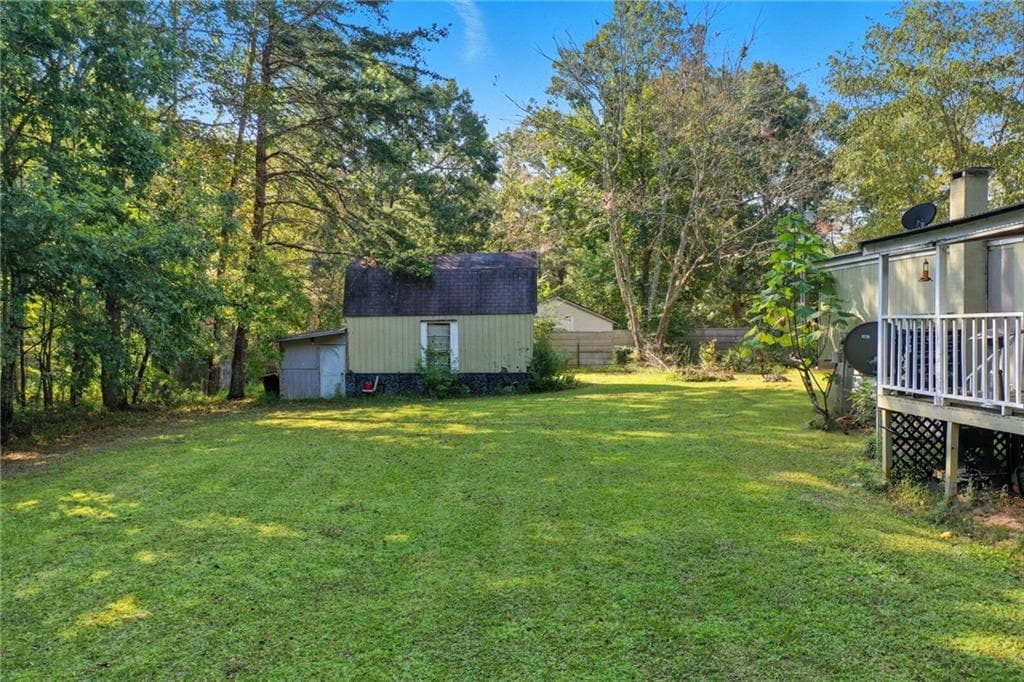3 bedroom, 2 bathroom, 1,500 sq ft single family residence for sale at 2450 Jones Mountain Road, Talking Rock, GA 30175 — photo 3